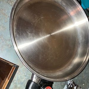 RARE and vintage revere ware electric skillet 12.5 inches diameter